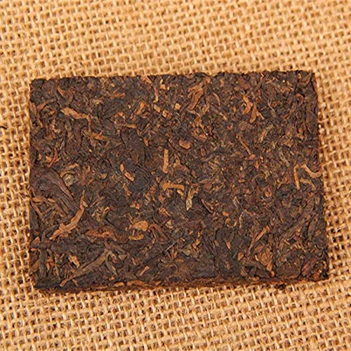 Ältester chinesischer Puer Tee Pu er Tee zum Abnehmen natürliche grüne Nahrung 50g (0.11LB) Pu'er Tee Schwarzer Tee Chinesischer Tee Reifer Tee Puerh Tee Pu-erh Tee Pu erh Tee gekochter Tee Roter Tee