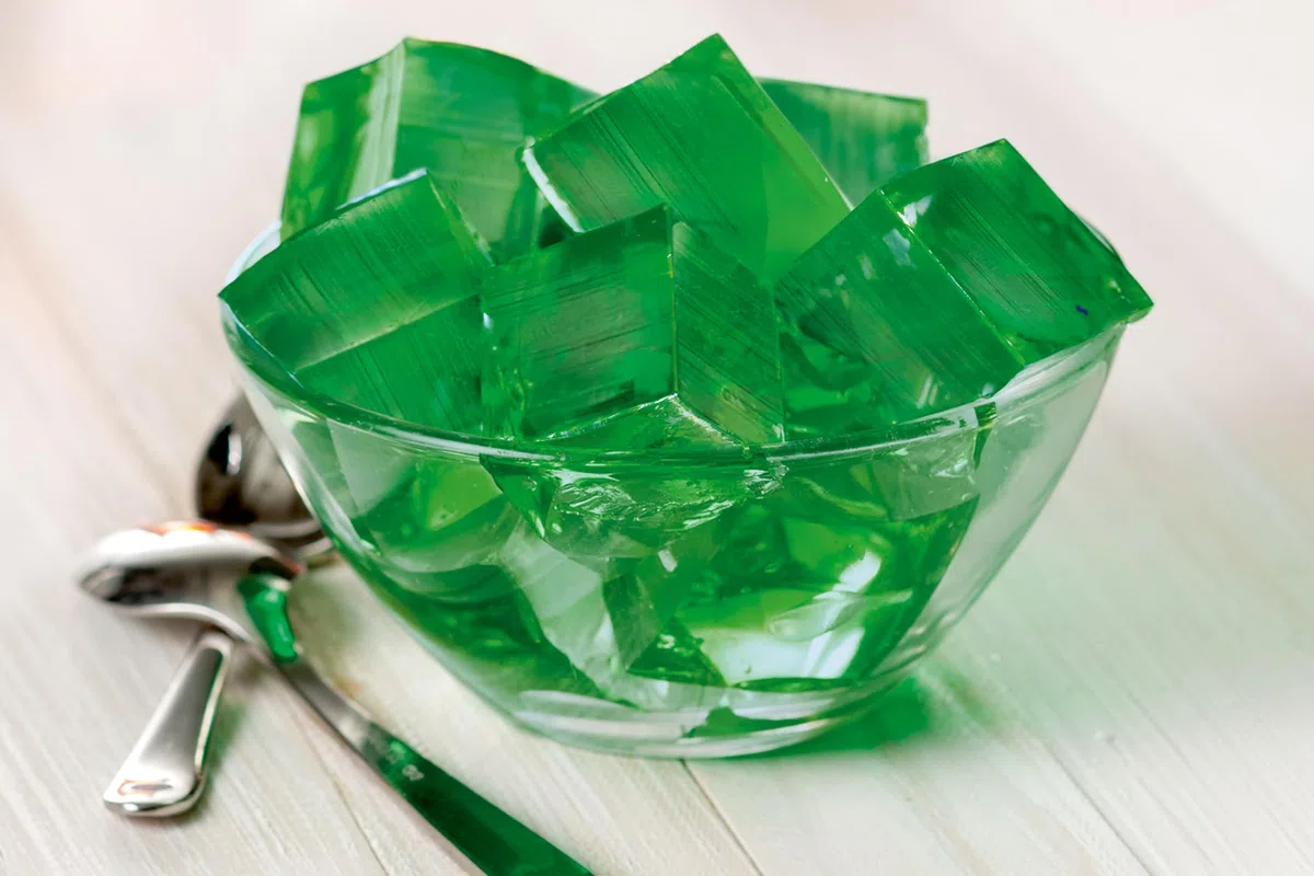 RUF Götterspeise Rindergelatine Waldmeister, Wackelpudding grün ohne Schweinegelatine mit Waldmeister Geschmack, Götterspeise Pulver Gelatine Rind, 1 x 1000g