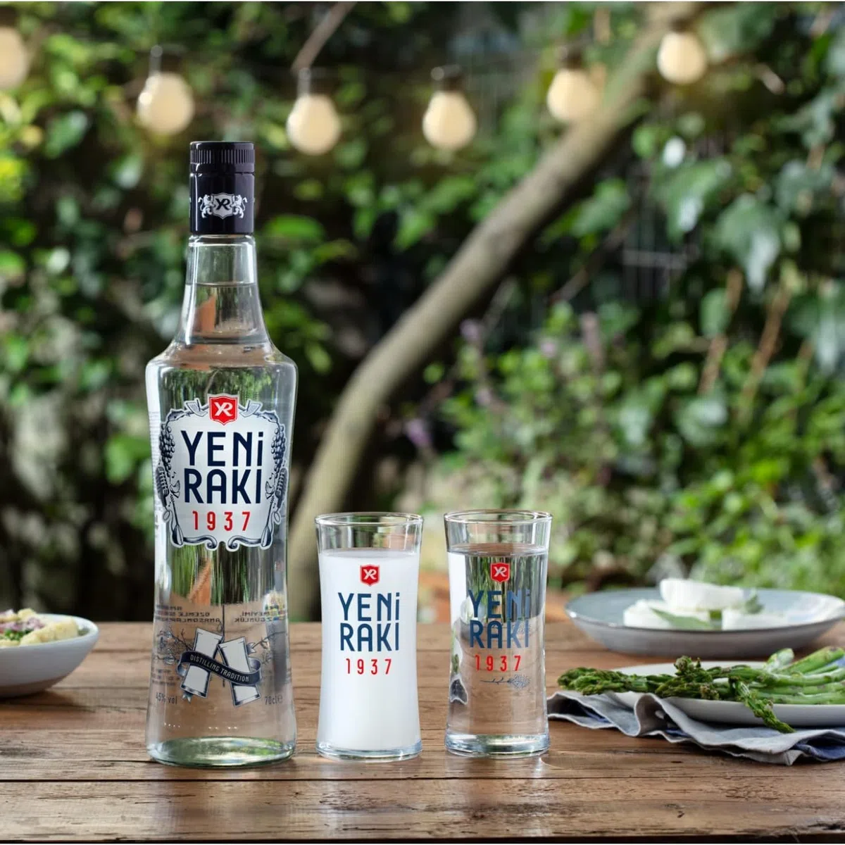 Yeni Rakı 1937 70cl | 45% Vol. | Nr.1 Rakı-Marke der Welt | Premium Türkischer Anislikör | 500 Jahre Rakı-Kultur | Preisgekrönt | Ideal für Rakı-Cocktails | Made in Türkiye, Hergestellt in der Türkei
