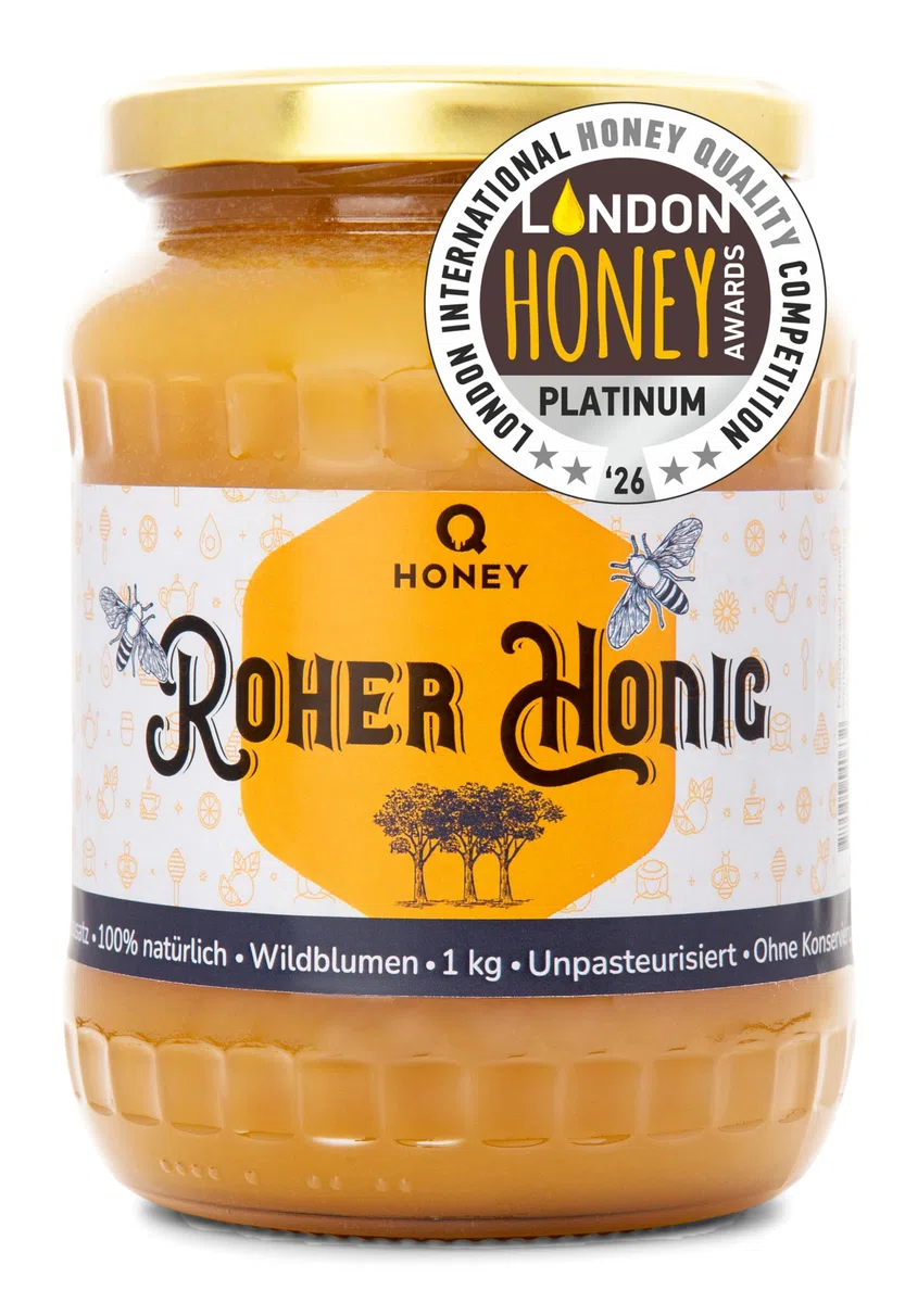 Q Honey Roher Wildblütenhonig 1kg, Imkerhonig aus Litauen, Platin 2026 | Naturbelassener Honig ohne Zusätze, ungefiltert - London Honey Award Platin 2026, ideal für Frühstück, Tee & Brot