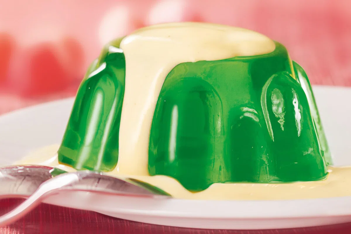 RUF Götterspeise Rindergelatine Waldmeister, Wackelpudding grün ohne Schweinegelatine mit Waldmeister Geschmack, Götterspeise Pulver Gelatine Rind, 1 x 1000g