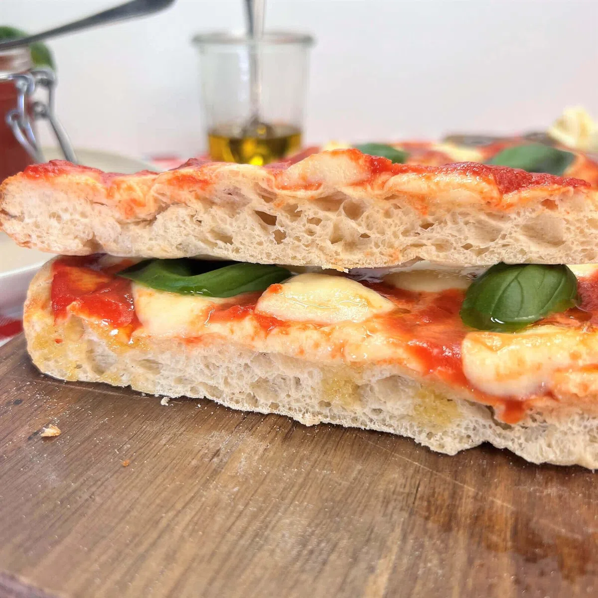 Locawo High Protein & Low Carb Pizza Boden 2 Stück | Pizza Basis | 71% weniger Kohlenhydrate | Doppelte Proteine | 89% weniger Fett | Voller Weizengeschmack | Vegan